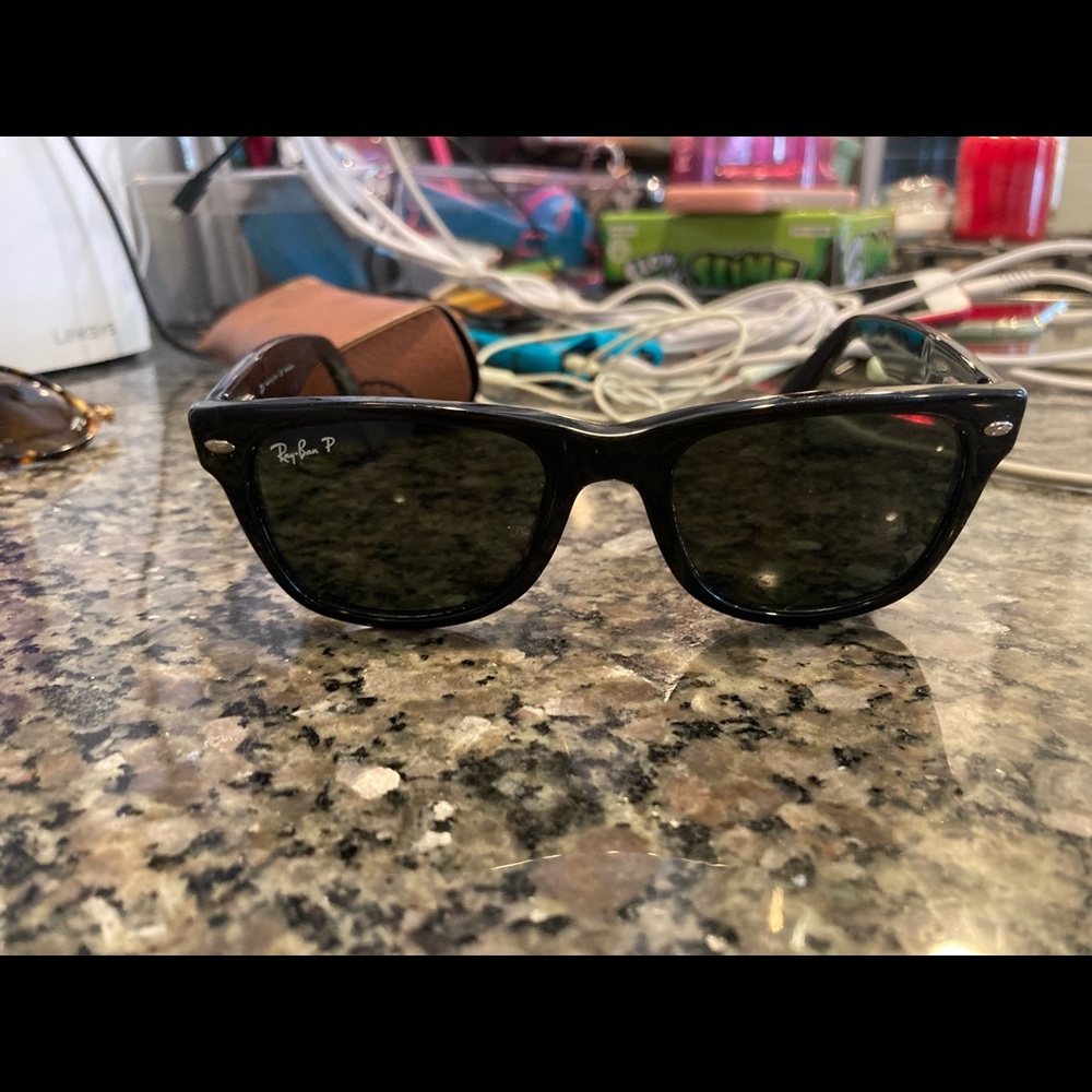 Ray Ban POLARIZED black sunglasses